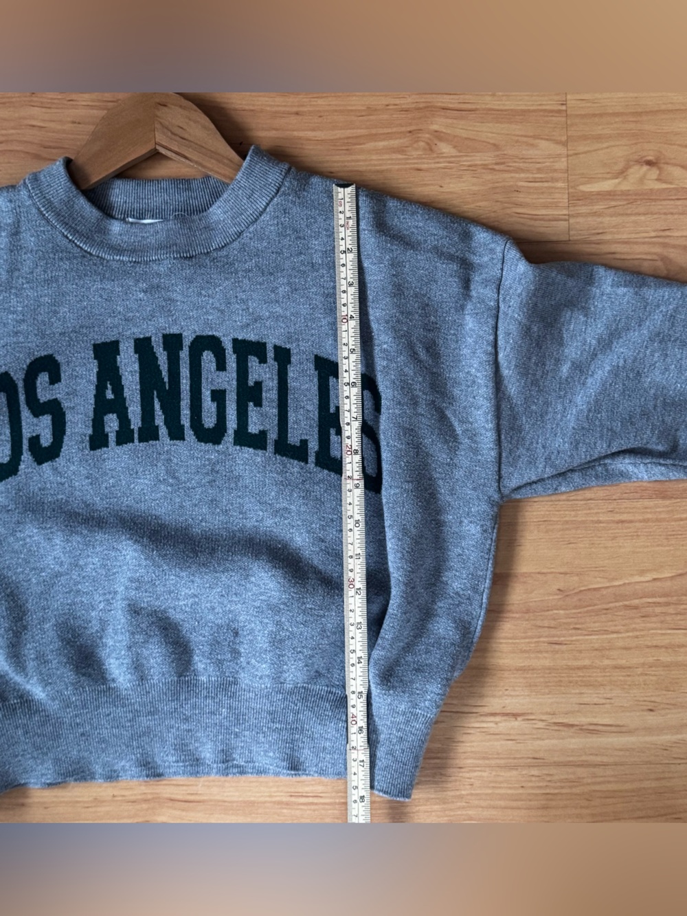 Charlotte Russe Grey & Green "Los Angeles" Cropped Knit Sweater Small - Picture 10 of 10